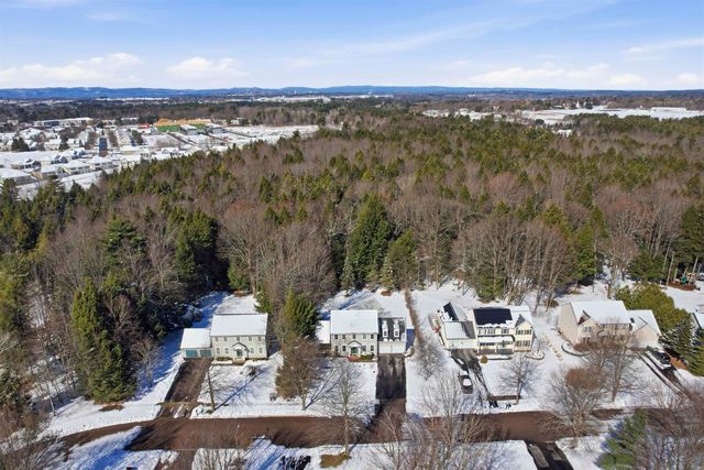 148 Barrett Lane, Williston, VT 05495