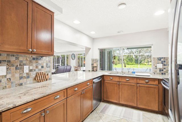 12802 IRONWOOD CIRCLE, Hudson, FL 34667