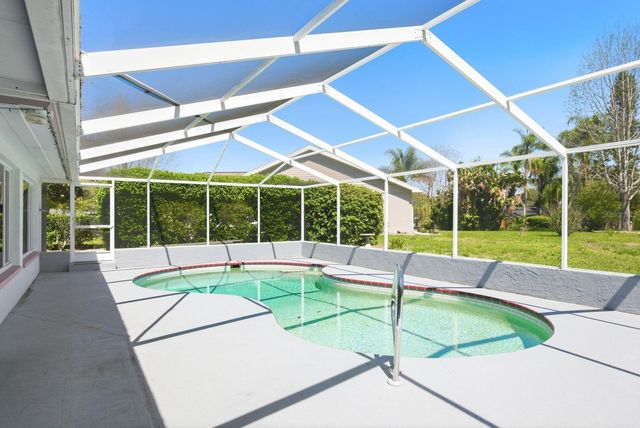 12802 IRONWOOD CIRCLE, Hudson, FL 34667