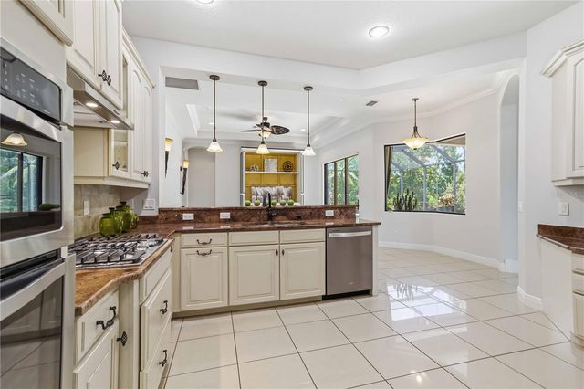8057 RIO BELLA PLACE, University Park, FL 34201