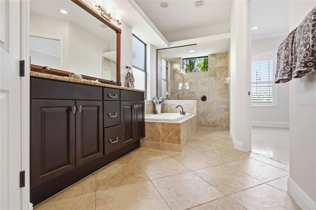 8057 RIO BELLA PLACE, University Park, FL 34201