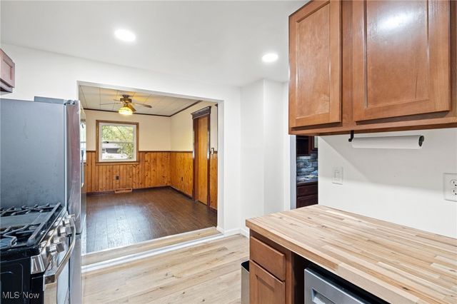 3584 Brookside Road, Cuyahoga Falls, OH 44221