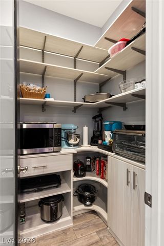 5865 Alice Landing Court, Las Vegas, NV 89149