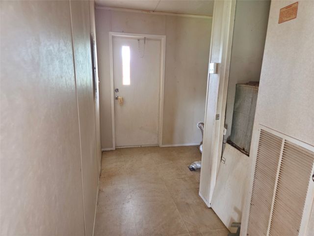 327 County Road 160, Whitesboro, TX 76273