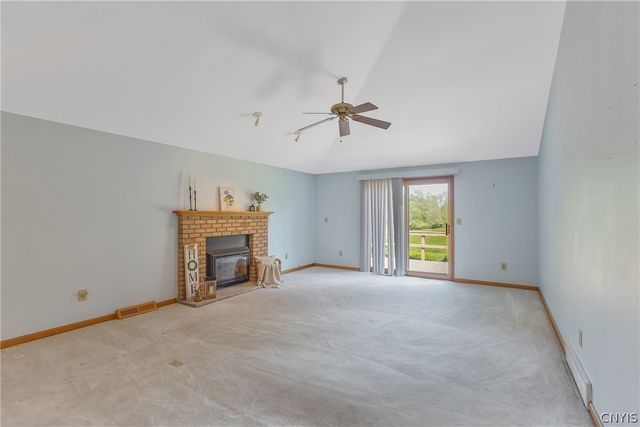 6262 Mourning Dove, Lysander, NY 13027