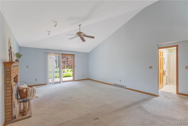 6262 Mourning Dove, Lysander, NY 13027