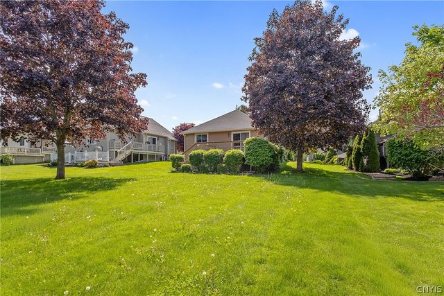 6262 Mourning Dove, Lysander, NY 13027
