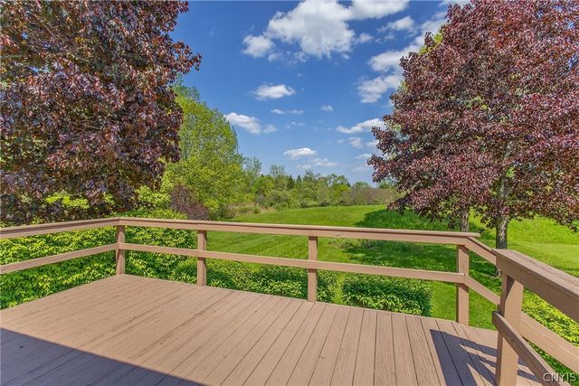 6262 Mourning Dove, Lysander, NY 13027