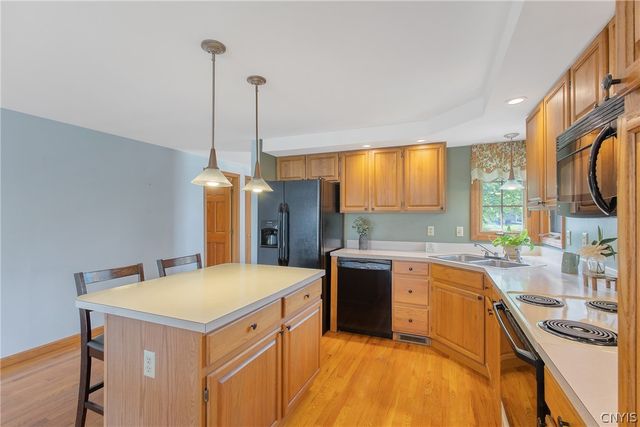 6262 Mourning Dove, Lysander, NY 13027