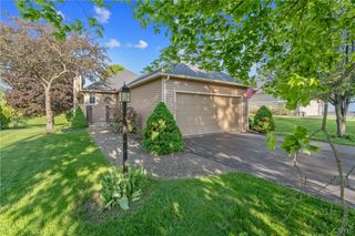 6262 Mourning Dove, Lysander, NY 13027