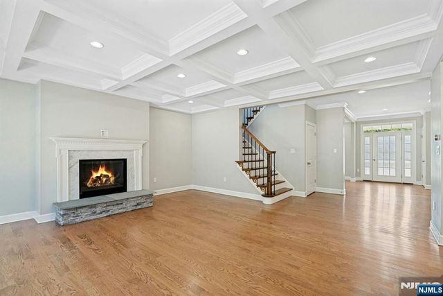 109 Blauvelt Avenue, Ho-ho-kus, NJ 07423