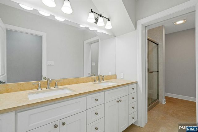 109 Blauvelt Avenue, Ho-ho-kus, NJ 07423