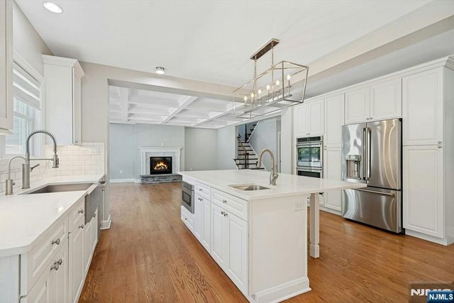 109 Blauvelt Avenue, Ho-ho-kus, NJ 07423