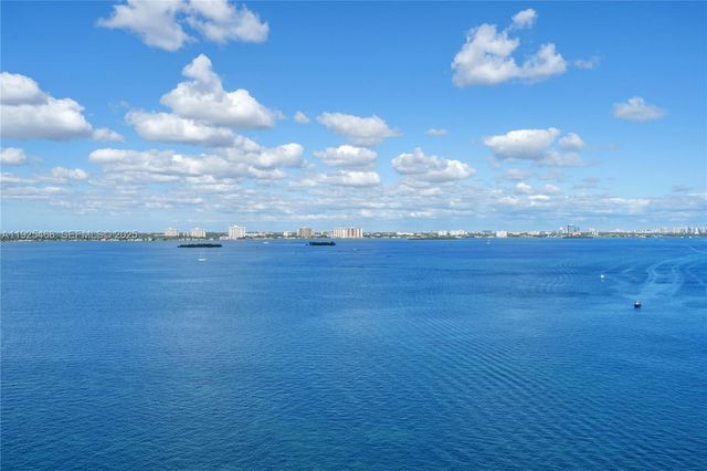 1865 79th St Cswy PHI, North Bay Village, FL 33141