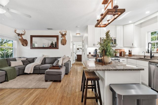 1032 WILLIS AVENUE, Sarasota, FL 34232