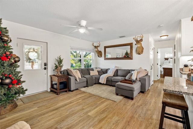 1032 WILLIS AVENUE, Sarasota, FL 34232