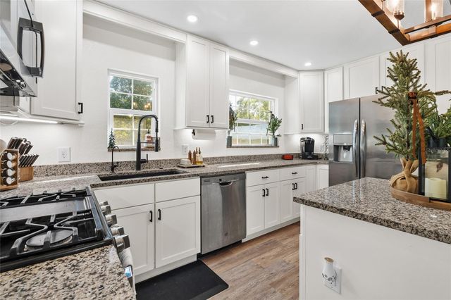 1032 WILLIS AVENUE, Sarasota, FL 34232