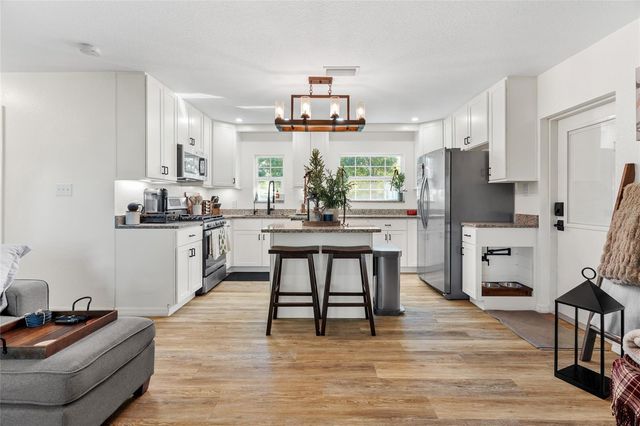 1032 WILLIS AVENUE, Sarasota, FL 34232