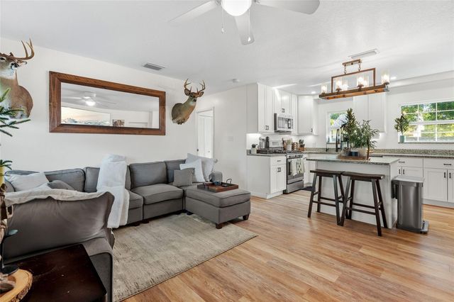 1032 WILLIS AVENUE, Sarasota, FL 34232