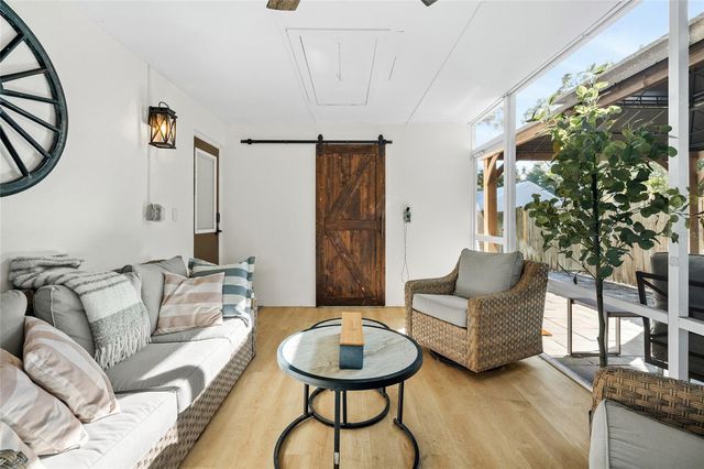 1032 WILLIS AVENUE, Sarasota, FL 34232