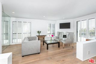 9033 Vista Grande Street 2, West Hollywood, CA 90069