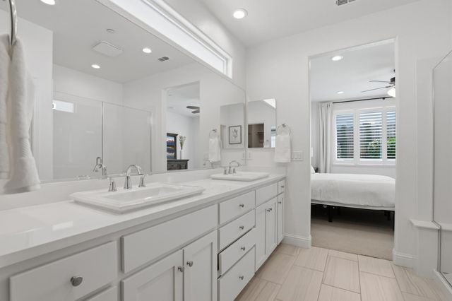 909 Hopkins St, Lincoln, CA 95648