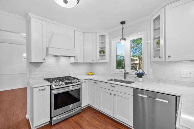 6573 Isabelle Street, Portage, MI 49024
