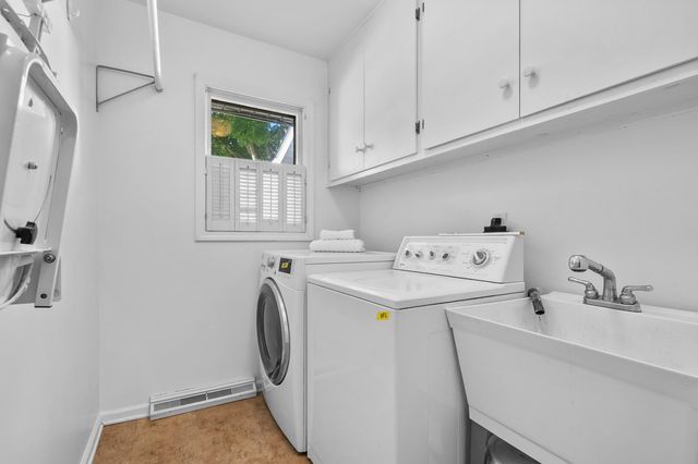 6573 Isabelle Street, Portage, MI 49024
