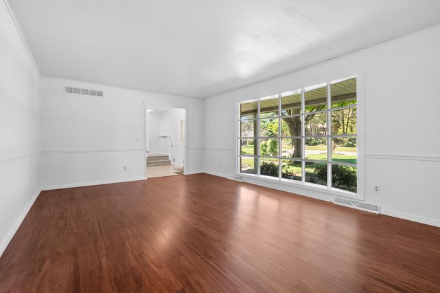 6573 Isabelle Street, Portage, MI 49024