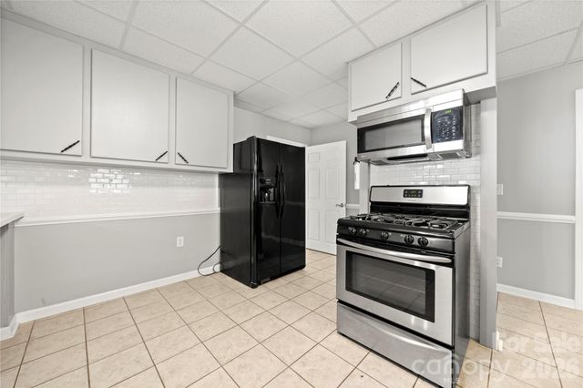 109 Woodside Avenue, Gastonia, NC 28054