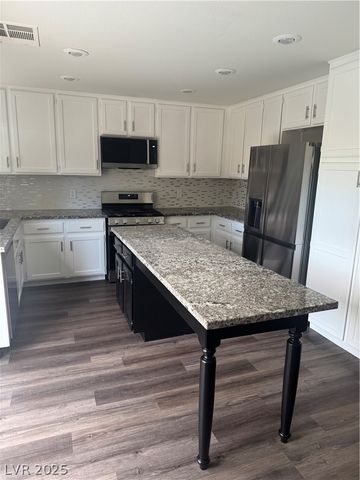 1608 Calle Montery Street, Las Vegas, NV 89117