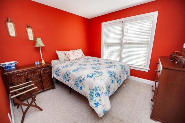 667 Shadow Dance Lane, Boiling Springs, SC 29316