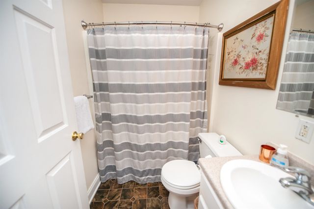667 Shadow Dance Lane, Boiling Springs, SC 29316