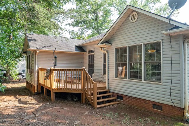 667 Shadow Dance Lane, Boiling Springs, SC 29316