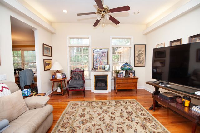 667 Shadow Dance Lane, Boiling Springs, SC 29316