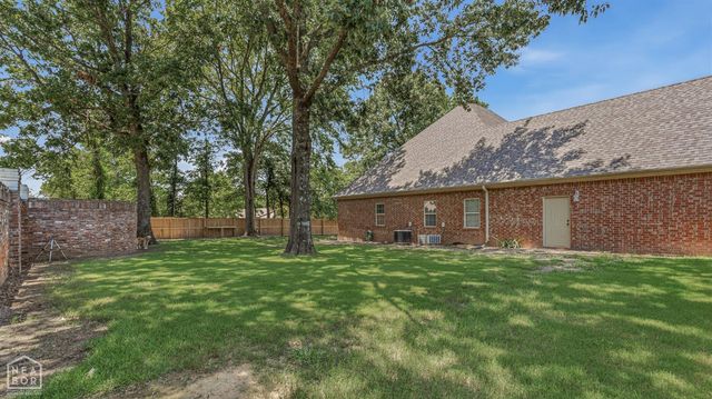 2001 Jamestown Drive, Jonesboro, AR 72404