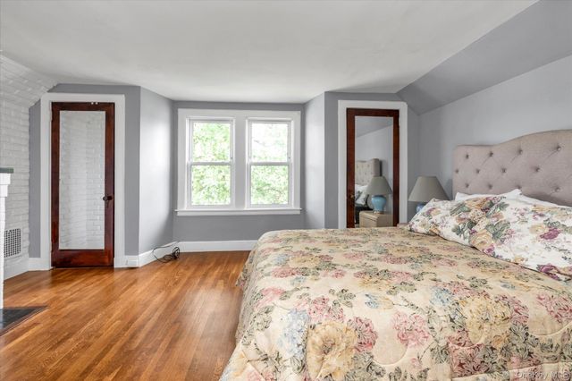 343 Nassau Boulevard, New Hyde Park, NY 11040