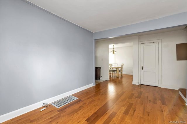 343 Nassau Boulevard, New Hyde Park, NY 11040