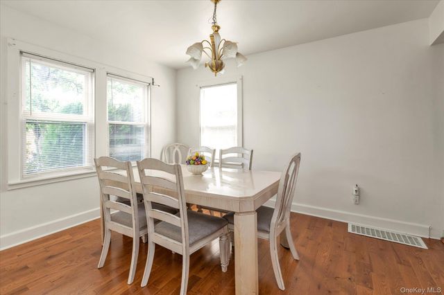 343 Nassau Boulevard, New Hyde Park, NY 11040