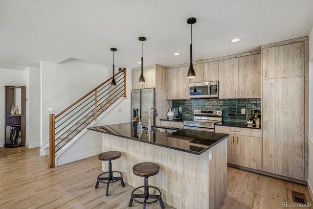 1000 Xenon Street, Golden, CO 80401