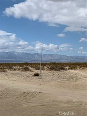 200 Avenue R, Palmdale, CA 93591