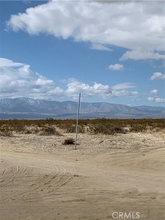 200 Avenue R, Palmdale, CA 93591