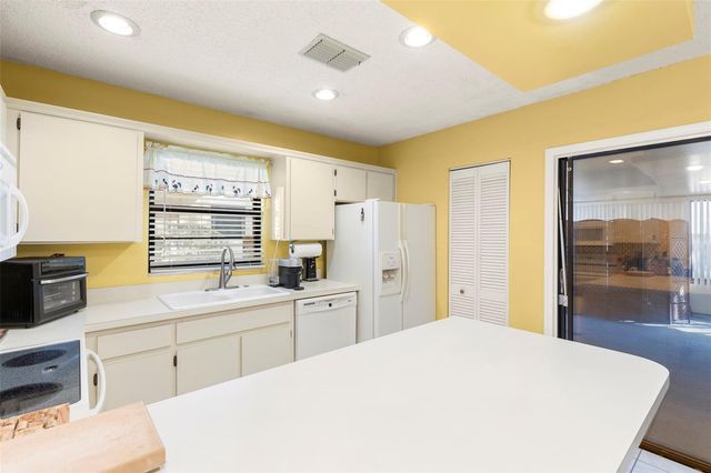 12709 TALL PINE DRIVE, Tampa, FL 33625