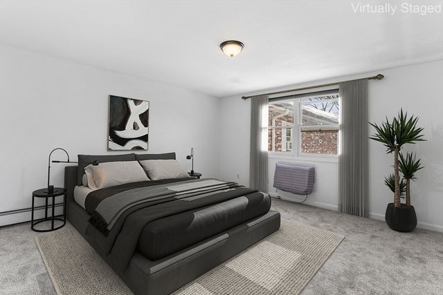 19 Pine St K, Canton, MA 02021