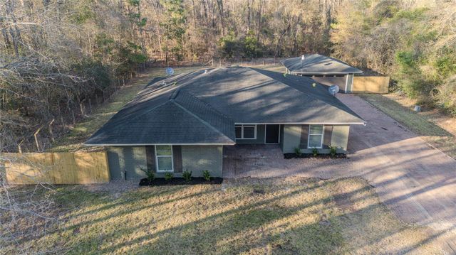 3427 Silver Chalice Drive, New Caney, TX 77357