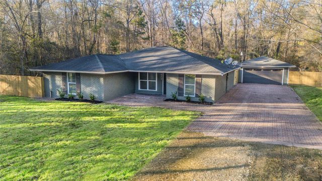 3427 Silver Chalice Drive, New Caney, TX 77357