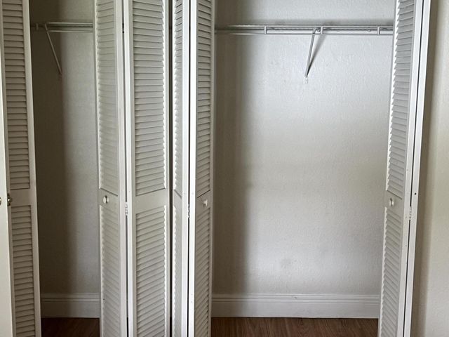 1523 Lake Crystal Drive F, West Palm Beach, FL 33411