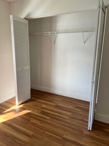 1523 Lake Crystal Drive F, West Palm Beach, FL 33411