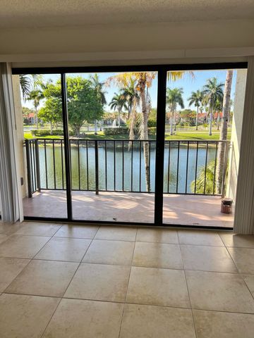 1523 Lake Crystal Drive F, West Palm Beach, FL 33411