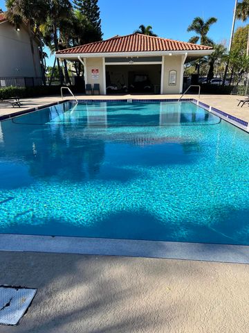 1523 Lake Crystal Drive F, West Palm Beach, FL 33411